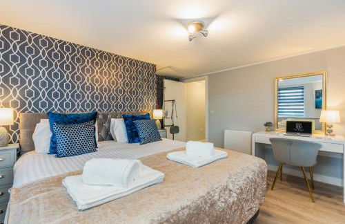 Charming Apartment In Andover Town Centre 55'' 4K Smart TV Netflix - Photo 3