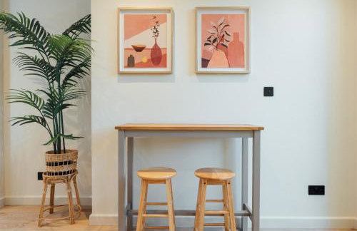 Luxurious & Modern London Apartment in Honor Oak - Photo 17