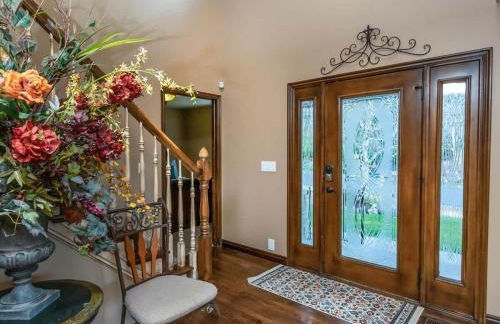 Wasatch Retreat in Draper with Mtn Views Theater and Hot Tub - Foto 7