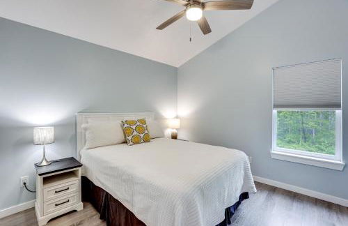 Pet Friendly Higgins Lake Home Firepit and Yard - Foto 14