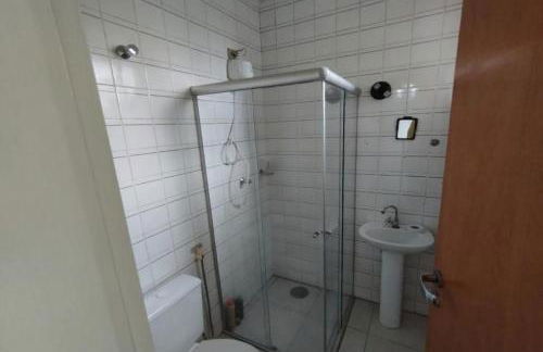 Acomodação Tranquila no Centro - Foto 6