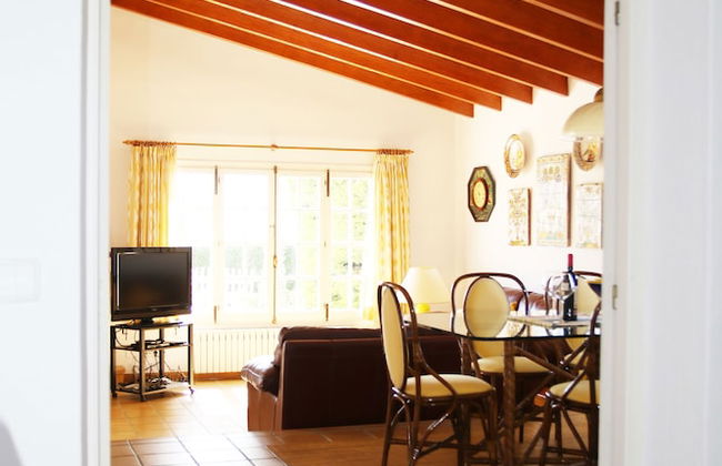 G Rentals Villa Binigo - Photo 8