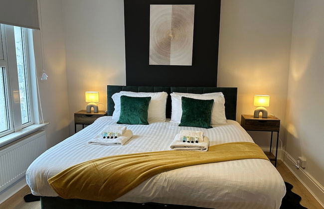 3 bed Chill Glouc With 3 Bedrooms and 1 Bathrooms - Photo 17