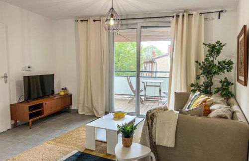 Confortable T2 pour 4 voyageurs, parking privé et terrasse - Foto 14