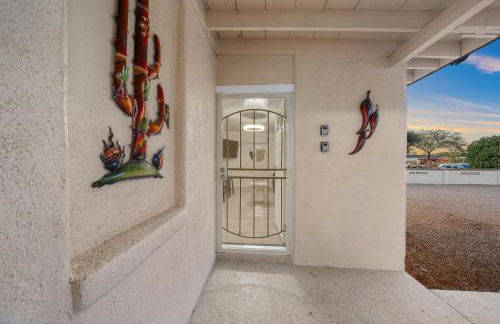 3BR 2BA Comfy Home with Jacuzzi - Foto 42