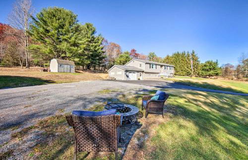 Lovely Moshannon Ground Apartment with Fire Pit - Foto 26
