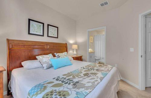 4 BD 3 BA Lucaya Village 23-101 - Foto 17