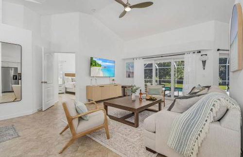 Serene Pool Home in Gated Community-Naples - Foto 15