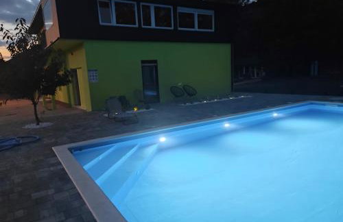 Lika Relax and Party House with sauna, jacuzzi and outdoor heated swimming pool - Foto 59