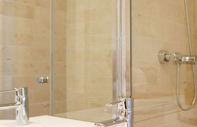 60 Balconies Art - Photo 54