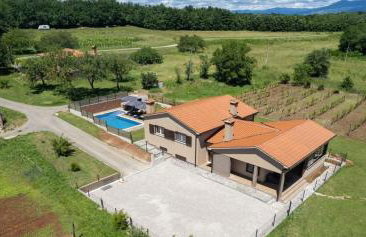 Kuća za odmor Cerovci - Foto 1