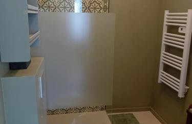 Bel appartement indépendant dans un mas provençal - Foto 10