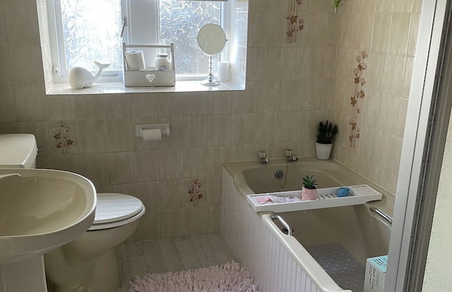 Stunning Two Bedroom Cottage in Honley - Foto 29