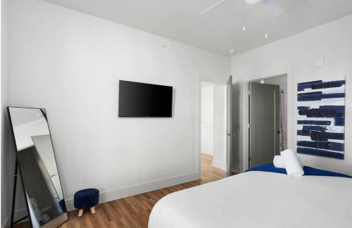 Modern Living 1B 1B Steps from Shops, Dining Fun - Foto 15