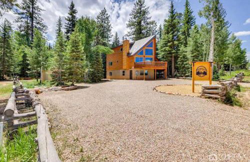 Strawberry Valley Villa -Stunning Views w/ Firepit - Foto 26