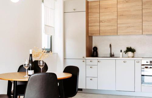 SOL luxury residence near the beach with shared heated pool - Foto 11