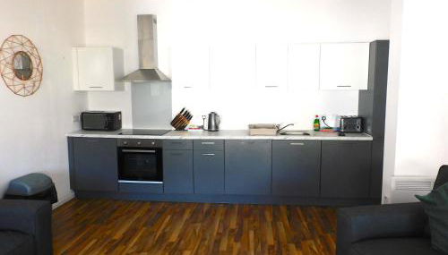 No 1 - 2 bedroom apartment in Lanark Town Centre - Foto 5