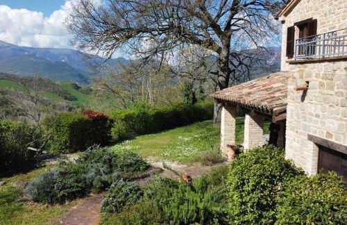 Luxury Villa with Pool, Stunning Location - Foto 41