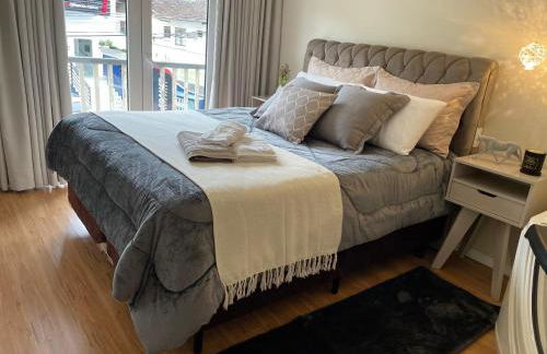 Apto todo climatizado a 5min da Vila Germânica, 3 quartos mais um quarto conjugado, berço e garagem - Photo 4