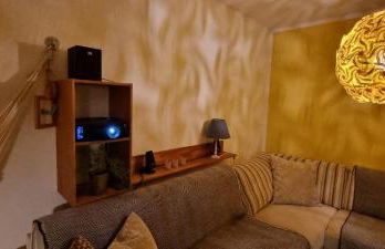 Souterrainwohnung mit großem Garten und Sauna - Photo 8