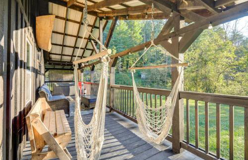 Fireside Evenings Red River Gorge Gem with Hot Tub - Foto 21