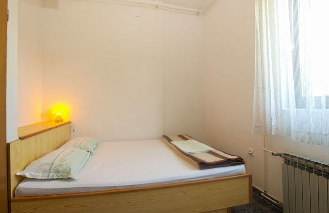 Apartment 1669 - Photo 2