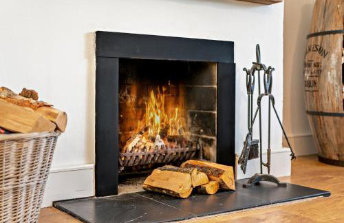 Rockford Cottage 3 Bed Modern New Forest House with Garden - Foto 16