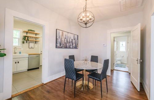 Lindale Charming Home Sleeps 4 Yard WiFi - Foto 15