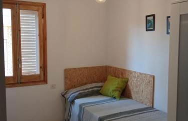 Apartament amb dues grans terrasses de 50 m2 i 16 m2 a 300 m de la platja - Foto 4