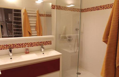 2 Bedroom Beautiful Home In Bellegarde - Foto 30