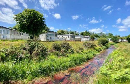 Tranquil Retreat at River Valley Country Park - Photo 20