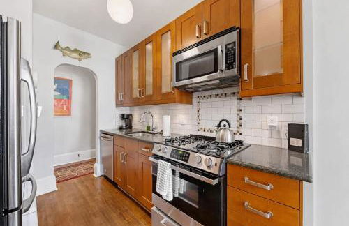 Contemporary gem in the Heart of Myers Park - Foto 18