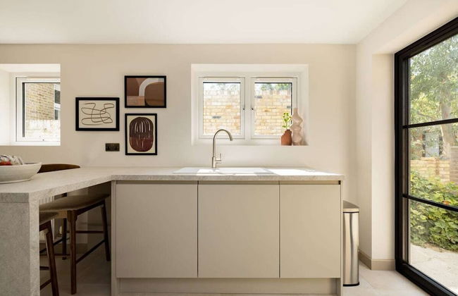 The Tyrwhitt Road Place - Lovely 2bdr Flat With Garden - Foto 10