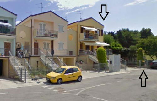 Villetta con giardino e parcheggio coperto - Foto 3