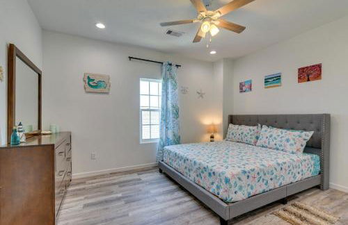 Walk to Gulf Ocean-View Home in Crystal Beach! - Foto 13