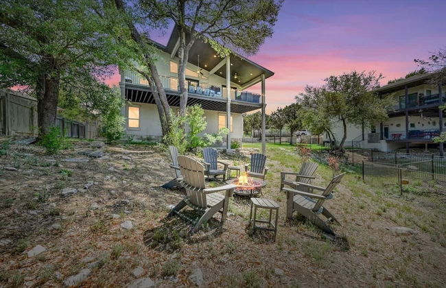 Upscale 5BR Home on Lake Travis With Hottub & Lake Views - Foto 32