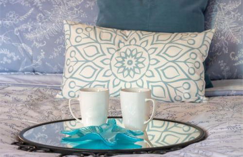 Stunning 4 Bedroom 1 Level- Pool, Spa, Grass Yard, Fire Pit, Garage, BBQ - Foto 38