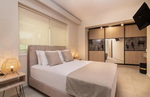 Fratelli Villa, with Heated Pool & Spa Whirlpool, By ThinkVilla - Foto 13