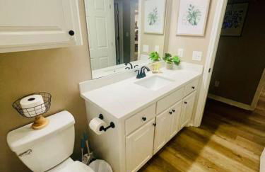 EastGate 4A Cozy family retreat close to downtown Hammond - Foto 40