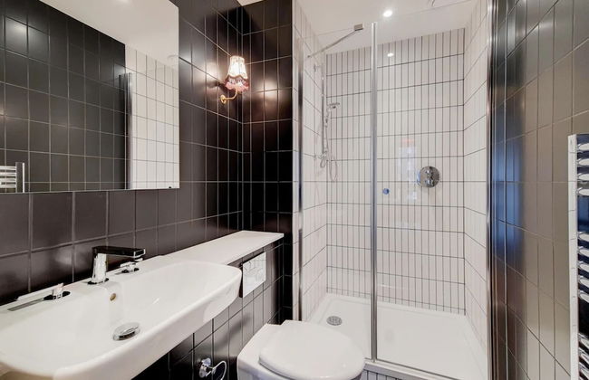 The Robinson - Foto 47