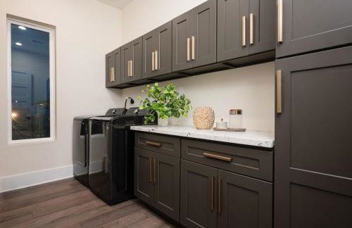 Rodeo Special! 4BR Luxury, Houston Rooftop Views - Foto 21