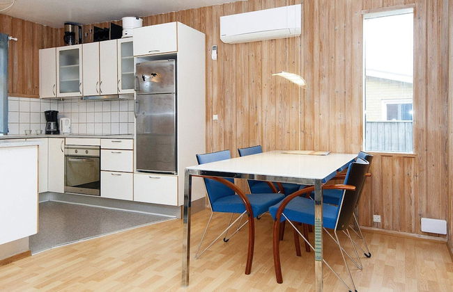 4 Person Holiday Home in Ega - Foto 6