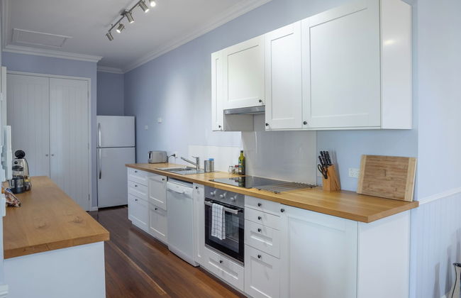 Kernow Charters Towers - Photo 15