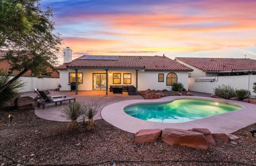 Luxury Vegas Escape,Pool, Playroom & Mtn Views - Foto 37