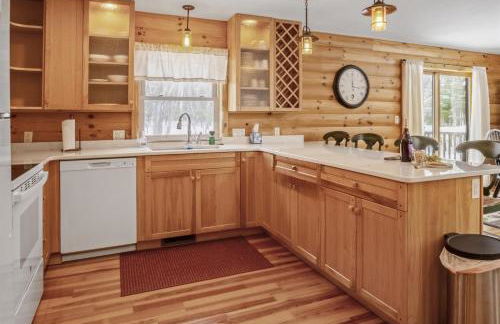 Cozy Cabin in Sister Bay HotTub FirePit Dogs - Foto 15