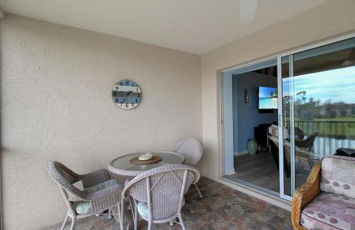 Well-appointed lakefront condo - Heritage Oaks County Club - Foto 23