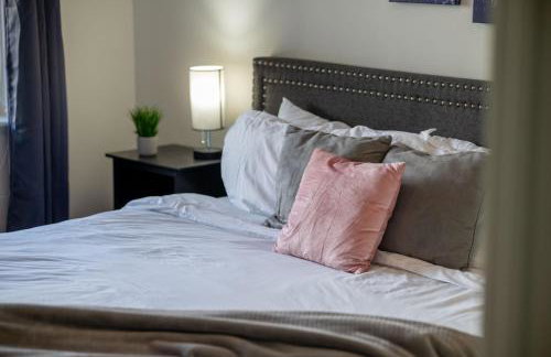 Luxury Place Next to UVU - Photo 17