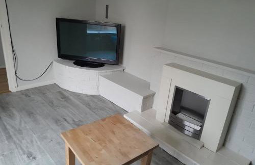 Amazing 3 Bedroom Entire House - Foto 5