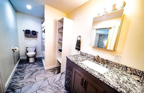 Newly Built Retreat in the Woods Near Acadia - Foto 19