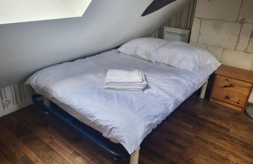 La Maison du Donjon - Gites de 8 personnes, parking privé avec jardin terrasse - Foto 62